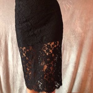 Lace skirt